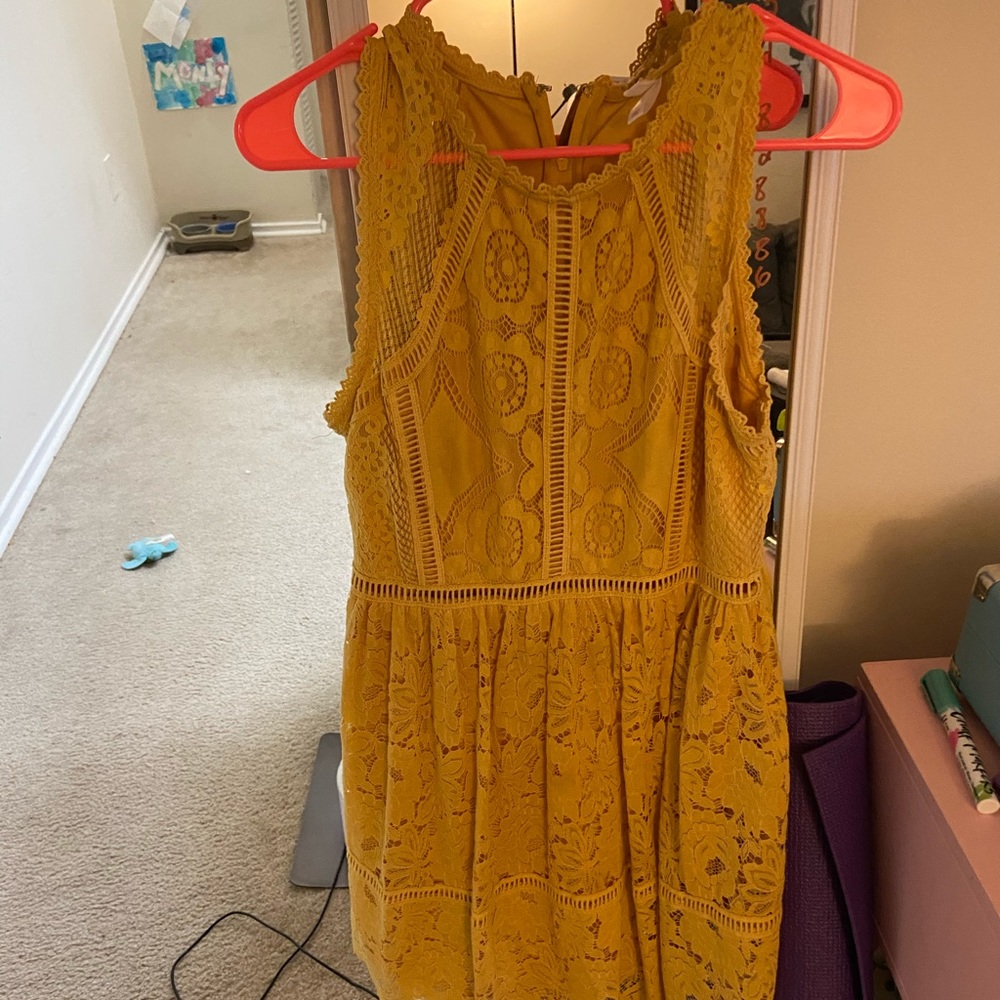 Lace yellow dress